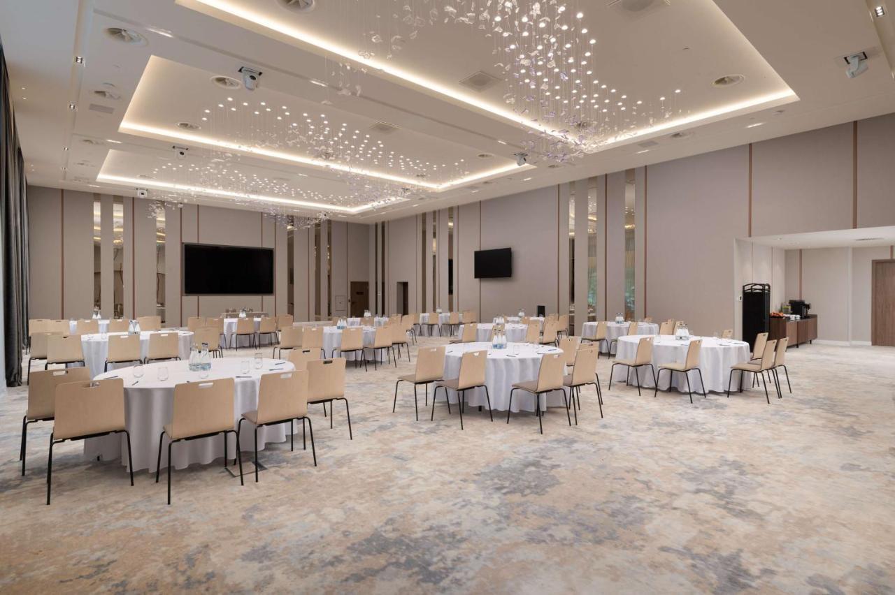 Radisson Blu Hotel, Cluj المظهر الخارجي الصورة The ballroom